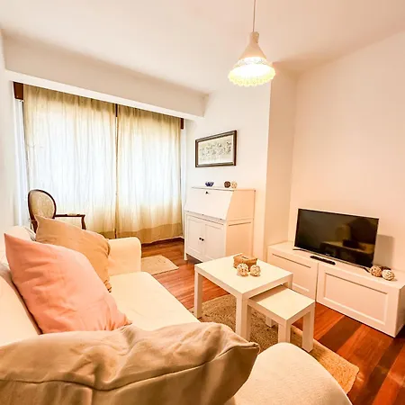 Apartamento Cozy By Aloga Cee Exterior photo